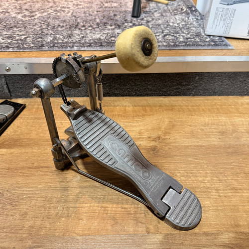 Camco single bass drum pedal - single,